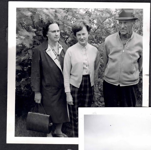 Mom and dad help Eileen move to Calgary (1962)