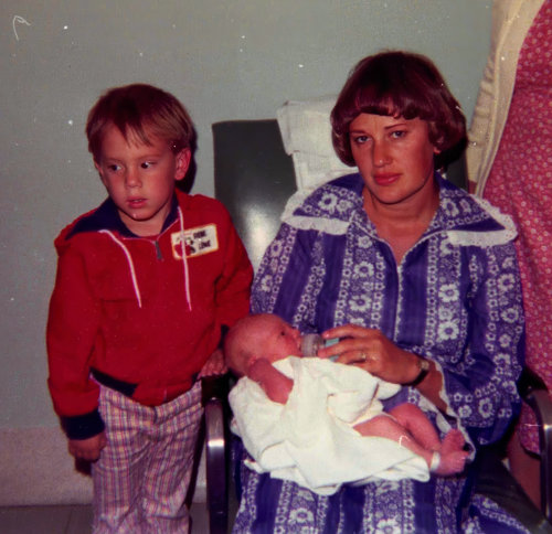 Sean is born (Winnipeg, 1977)